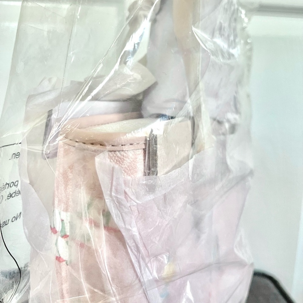 Michael Kors | Pink Jet Set Travel Tote Bag Crossbody | Hotel Kors Edition - Picture 7 of 12